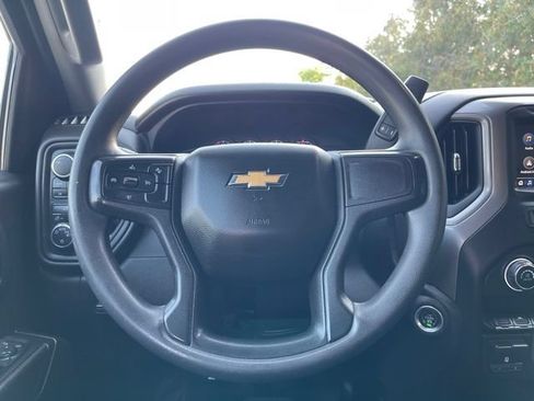 Used 2023 Chevrolet Silverado 1500 W/T w/ WT Value Package AWD/4WD image 17