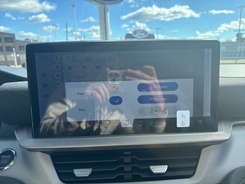 New 2026 Ford Explorer Active image 39