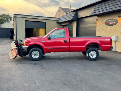 Used 2000 Ford F250 4x4 Regular Cab Super Duty image 5