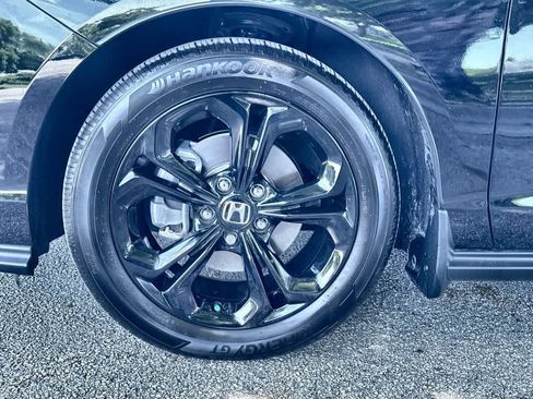 Used 2025 Honda Accord SE image 11