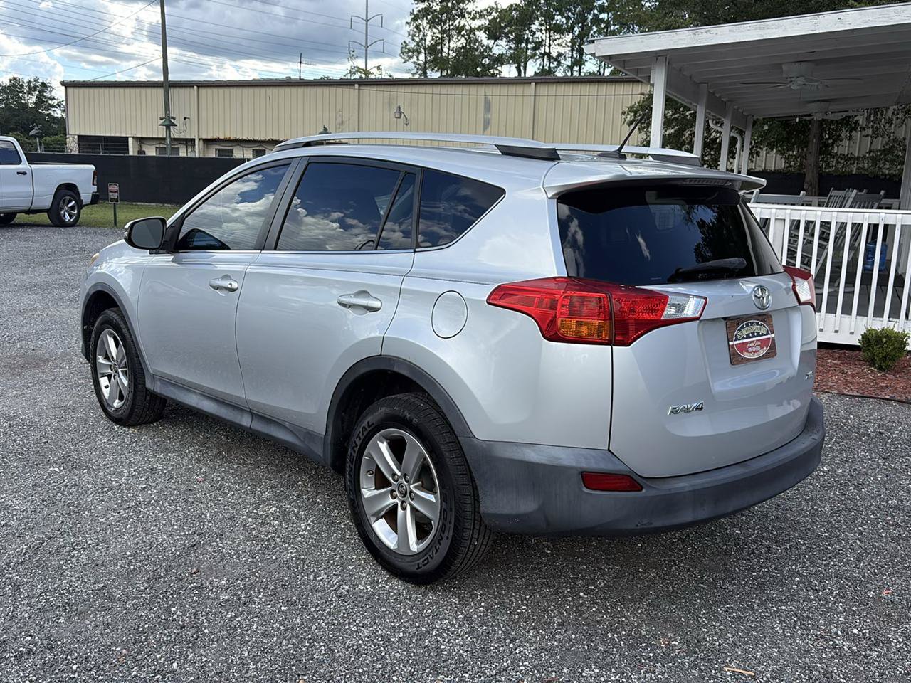 Used 2015 Toyota RAV4 XLE FWD image 7
