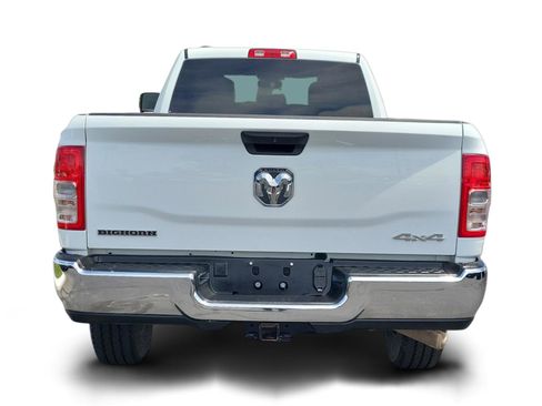 Used 2024 RAM 3500 Big Horn w/ Snow Chief Group AWD/4WD image 4