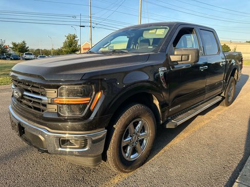 Used 2024 Ford F150 XLT w/ Mobile Office Package AWD/4WD image 8