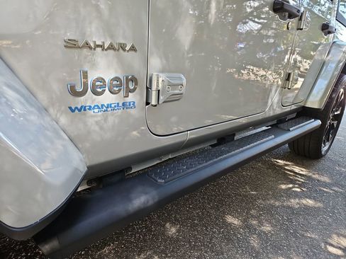 Used 2022 Jeep Wrangler Unlimited Sahara w/ Cold Weather Group image 36