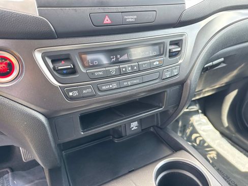 Used 2018 Honda Ridgeline Sport image 25