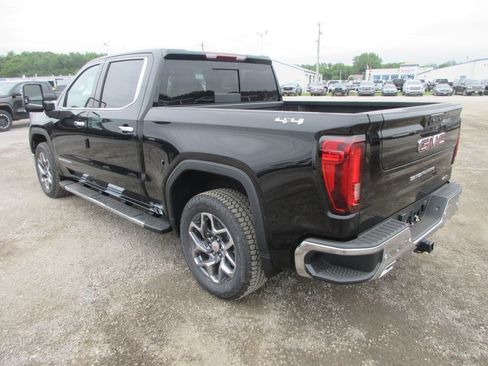 New 2026 GMC Sierra 1500 SLT w/ SLT Premium Plus Package AWD/4WD image 10