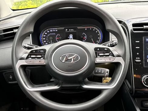 Used 2023 Hyundai Tucson SE AWD/4WD image 11