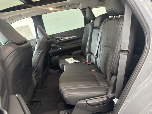 Used 2026 INFINITI QX60 Luxe w/ Cargo Package AWD/4WD image 29