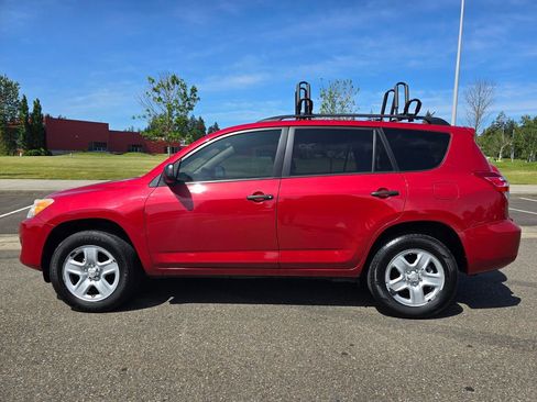 Used 2012 Toyota RAV4 FWD w/ Value Pkg image 2