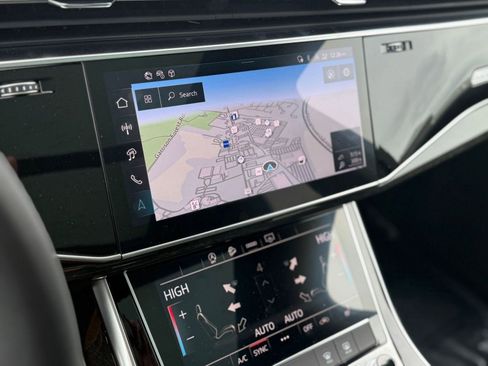 Used 2025 Audi Q7 2.0T Premium image 23