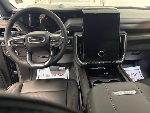 New 2026 GMC Yukon XL Denali w/ LPO, Floor Liner Package RWD image 14