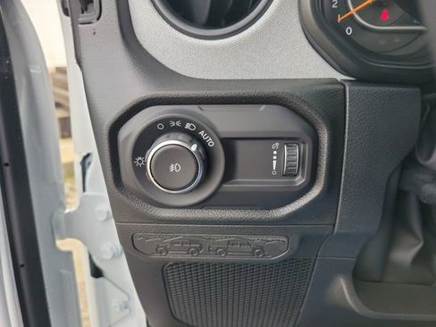 New 2026 Jeep Wrangler Willys AWD/4WD image 18