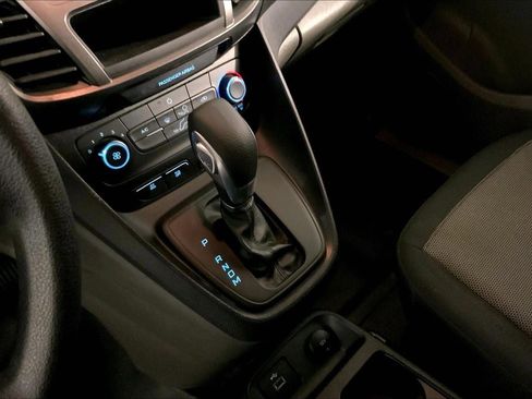 Used 2022 Ford Transit Connect XL image 18