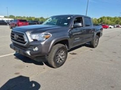 Used 2022 Toyota Tacoma SR5 w/ Technology Package