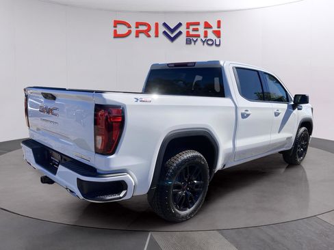 New 2026 GMC Sierra 1500 Elevation image 6