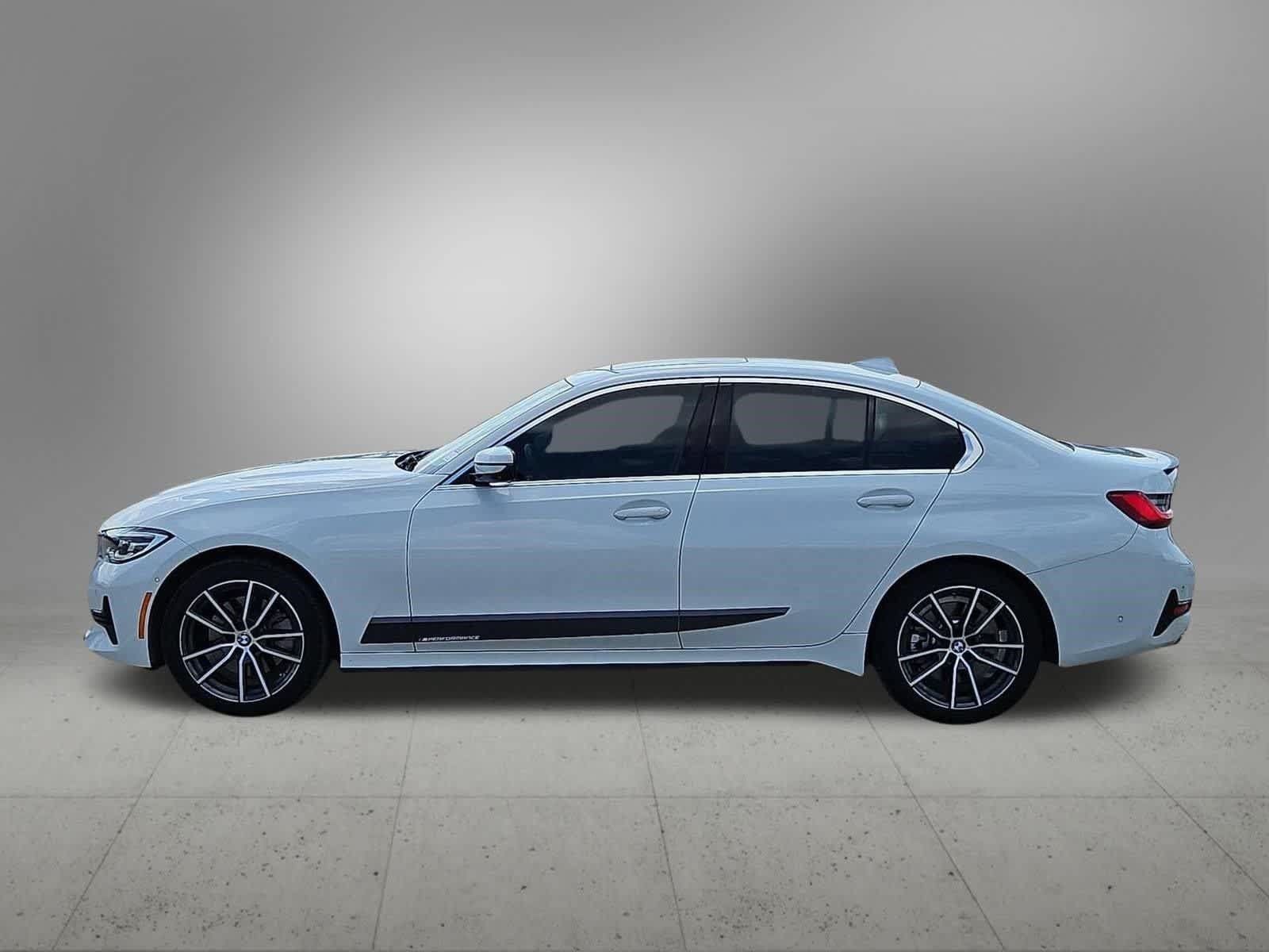 Used 2019 BMW 330i Sedan w/ Premium Package RWD image 3