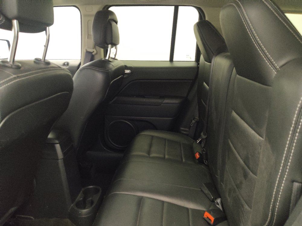 Used 2017 Jeep Patriot High Altitude AWD/4WD image 18
