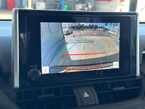 Used 2023 Toyota RAV4 XLE image 18