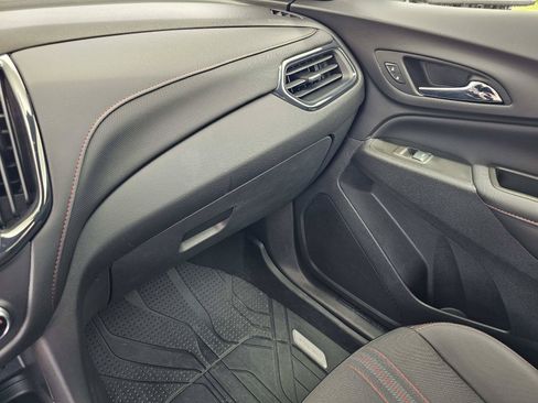 Used 2024 Chevrolet Equinox RS w/ LPO, Floor Liner Package FWD image 26