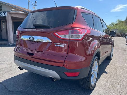 Used 2014 Ford Escape Titanium FWD image 5