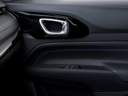 New 2026 Jeep Compass Limited image 25