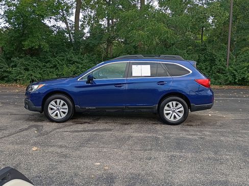 Used 2016 Subaru Outback 2.5i Premium AWD/4WD image 6