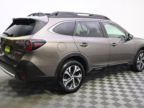 Used 2022 Subaru Outback Limited image 7