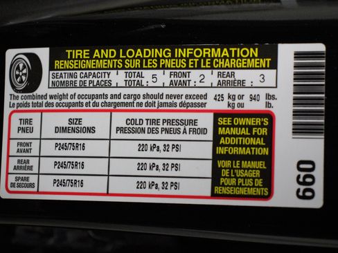 Used 2021 Toyota Tacoma SR5 AWD/4WD image 38