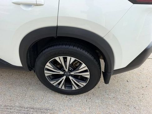 Used 2023 Nissan Rogue SV w/ SV Premium B Package AWD/4WD image 7