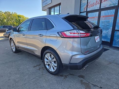 Used 2022 Ford Edge Titanium w/ Equipment Group 301A image 9