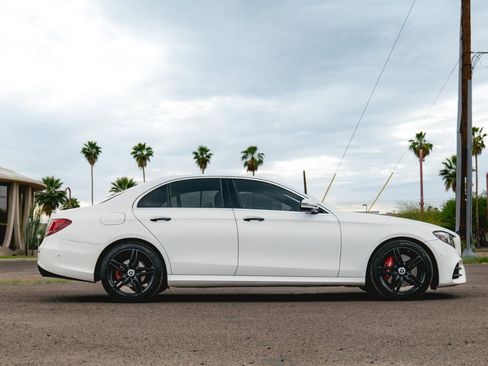 Used 2017 Mercedes-Benz E 300 image 8