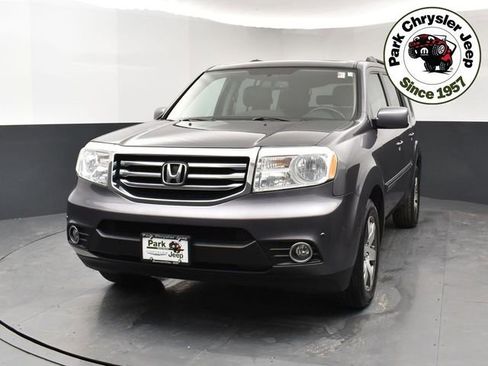Used 2015 Honda Pilot Touring image 2