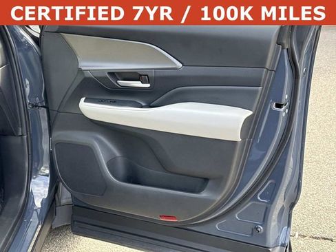 Used 2024 Toyota Grand Highlander XLE image 8