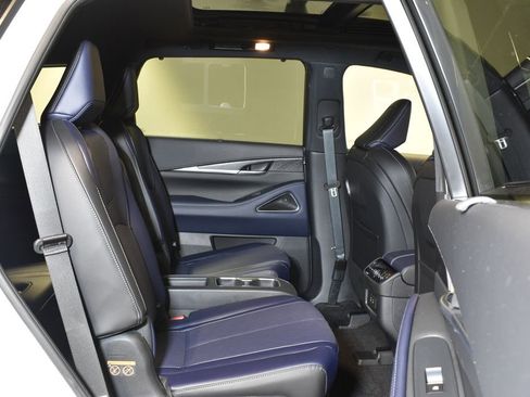 Certified 2026 INFINITI QX60 Sport w/ Dark Cargo Package image 31