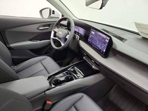 New 2026 Audi Q3 quattro 2.0T AWD/4WD image 13