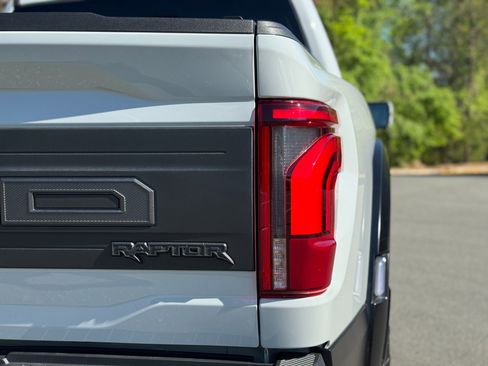 Used 2024 Ford F150 Raptor image 19