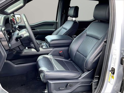 Used 2025 Ford F150 Lariat AWD/4WD image 16