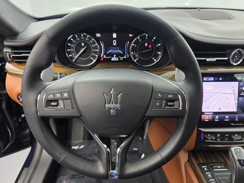 Used 2021 Maserati Quattroporte S Q4 AWD/4WD image 19