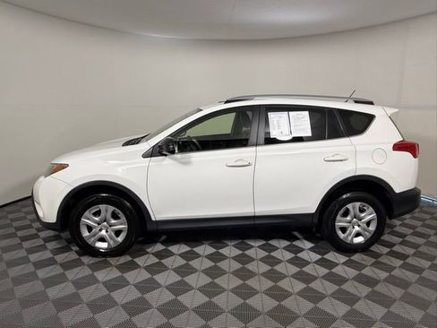 Used 2015 Toyota RAV4 LE image 3