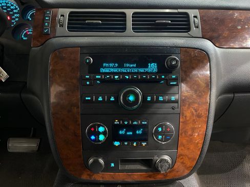 Used 2010 Chevrolet Tahoe LS w/ Interior Plus Package image 17