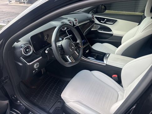 Used 2024 Mercedes-Benz C 300 Sedan image 4