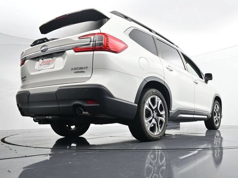 Used 2023 Subaru Ascent Limited w/ Technology Package AWD/4WD image 33