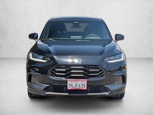 Used 2023 Honda HR-V Sport image 2