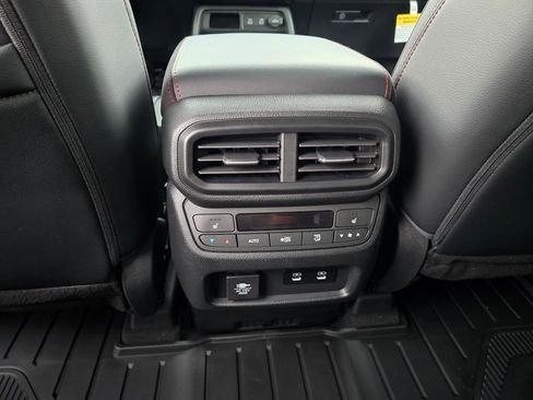 New 2026 Honda Pilot Black Edition image 24