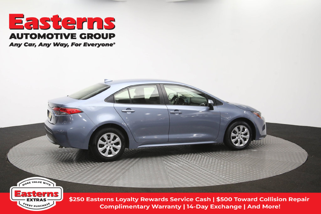 Used 2023 Toyota Corolla LE FWD image 43