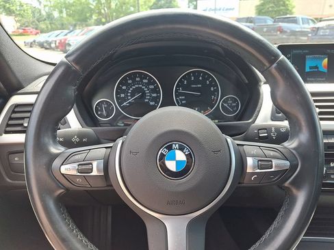 Used 2017 BMW 320i xDrive Sedan AWD/4WD image 20