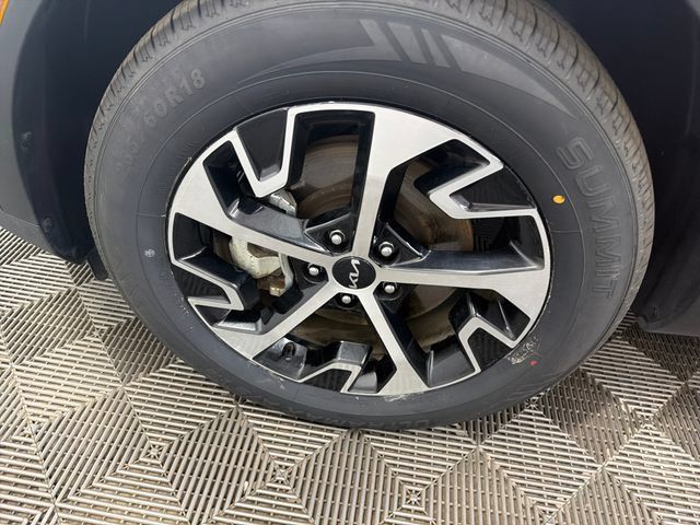 Certified 2024 Kia Sportage EX AWD/4WD image 28