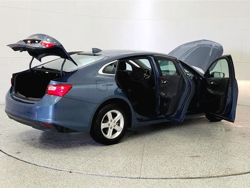 Used 2024 Chevrolet Malibu LT FWD image 12