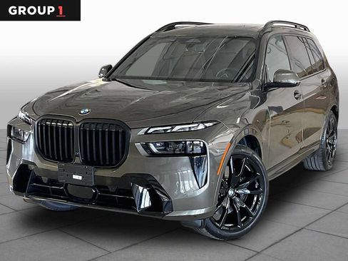 Used 2026 BMW X7 xDrive40i w/ Executive Package AWD/4WD image 1