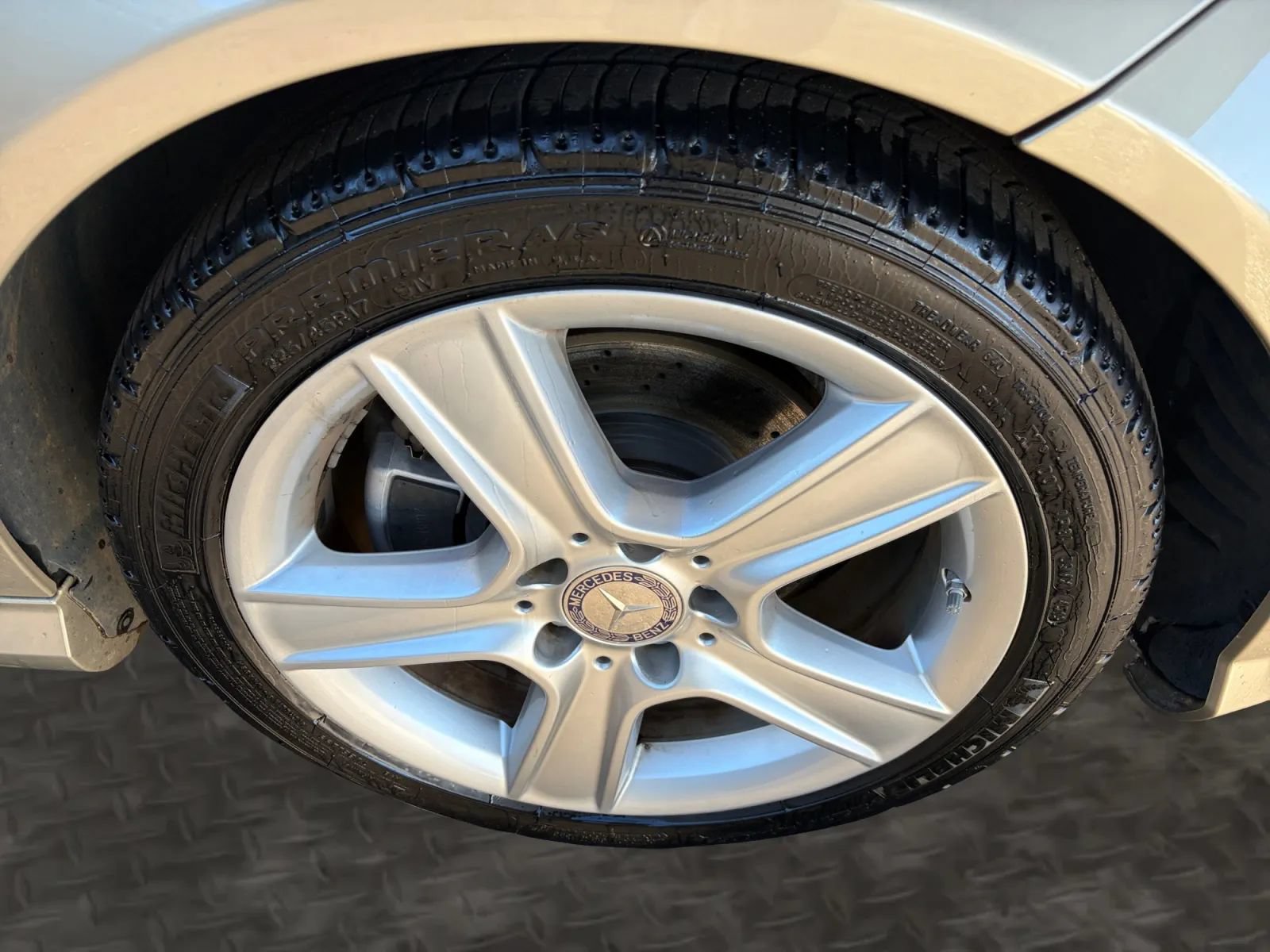 Used 2010 Mercedes-Benz C 300 Sedan image 37